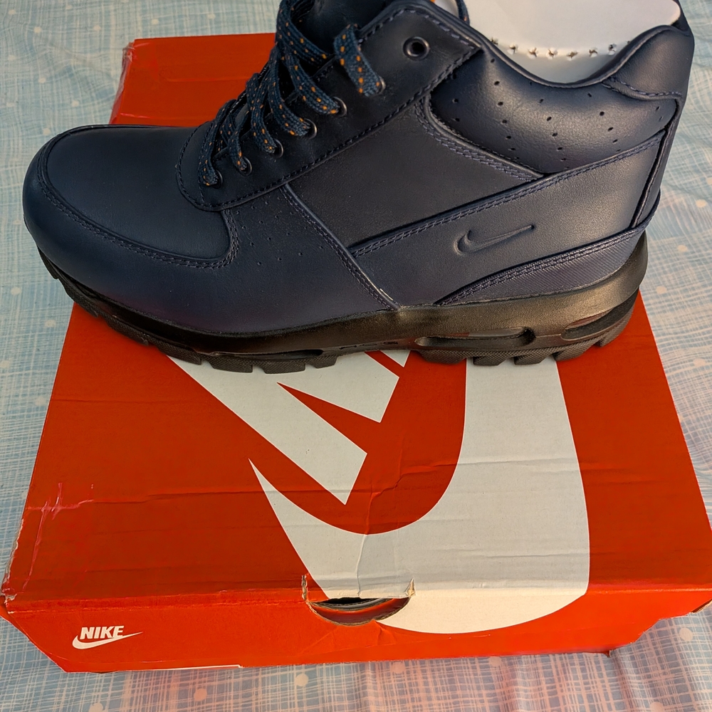 Nike Air Max ACG Goadome Boots. Team Navy, Orange. - Picture 4 of 10